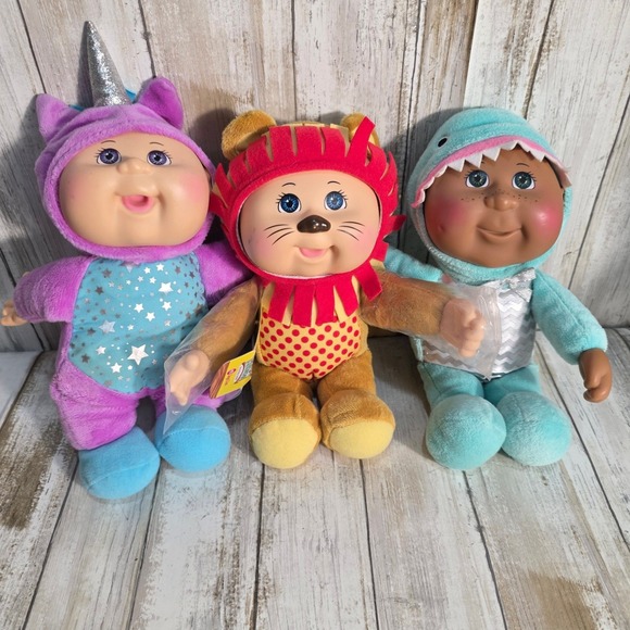Cabbage Patch Kids Other - Cabbage Patch Kids Cuties Plush Doll Lot Jaye Lion Unicorn Shark 12 Inch Set